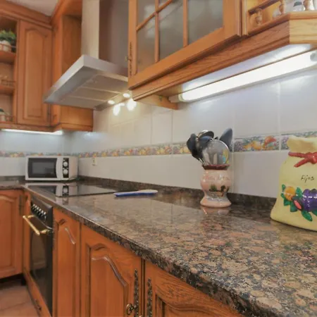 Villa House With Pool And Sea Views Alella